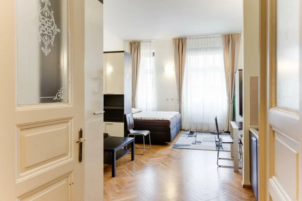 Halkova Studio Apartment Prague